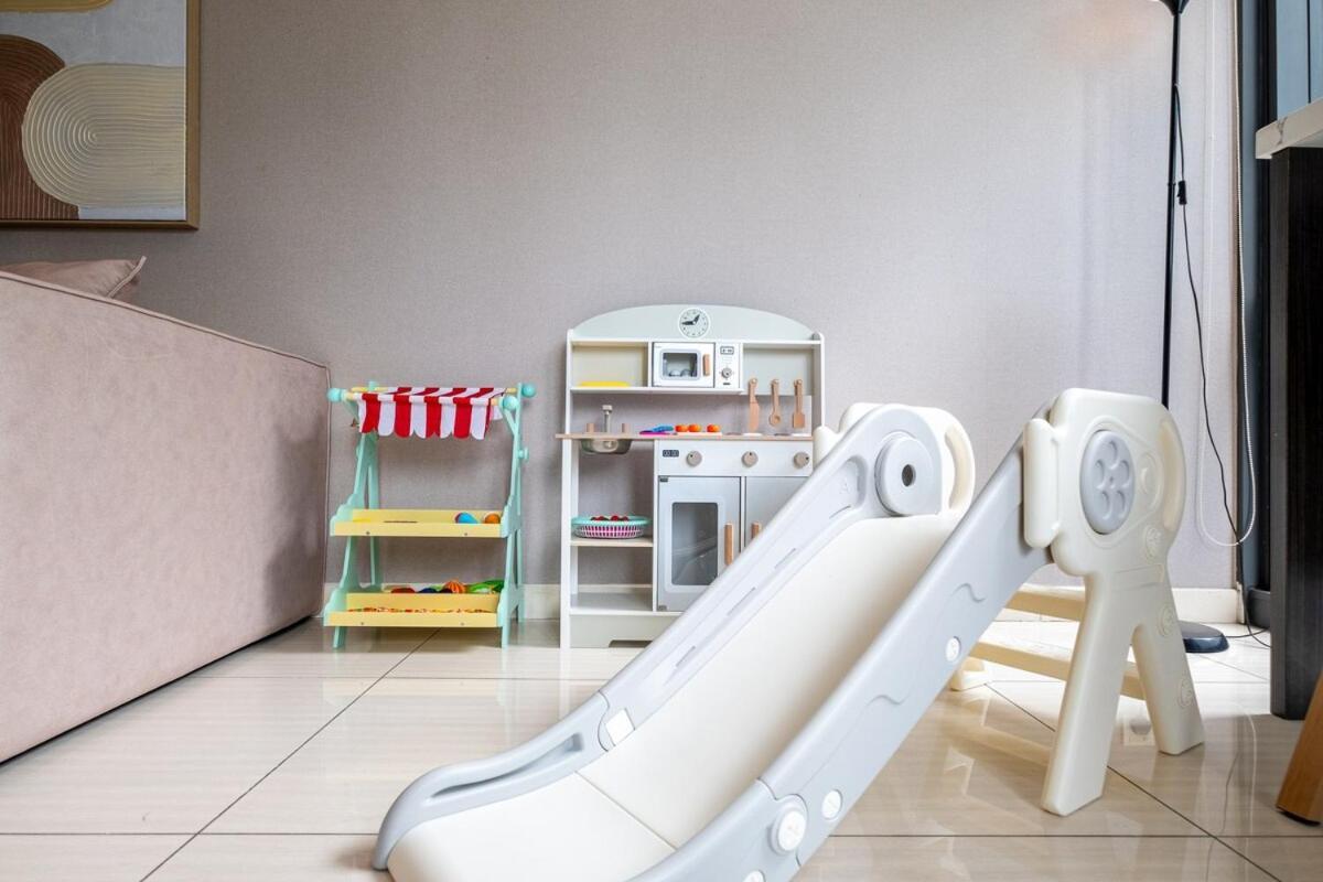 Pangsapuri Sunset French 2bedroom Kids Play The Elements