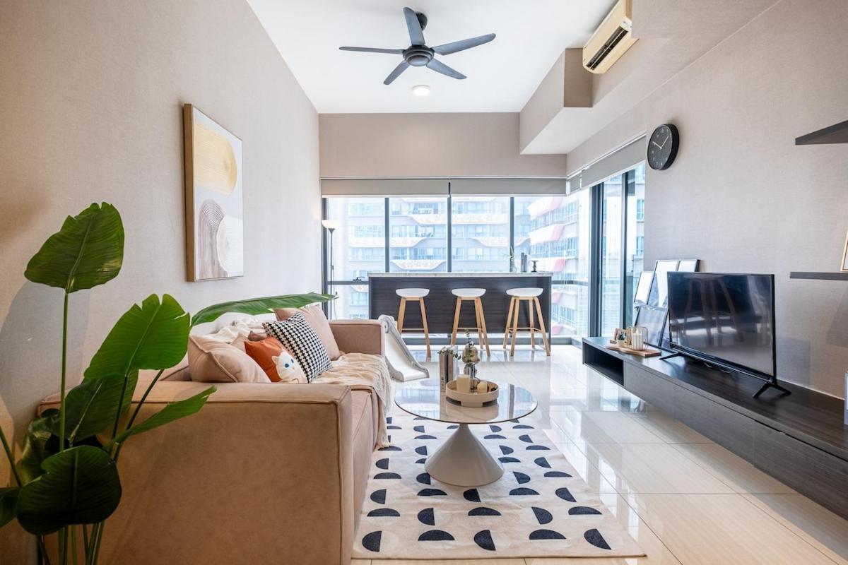 Pangsapuri Sunset French 2bedroom Kids Play The Elements Kuala Lumpur